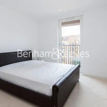 Rent this 2 bed apartment on Royal Victoria Gardens in Grand Canal Avenue, London