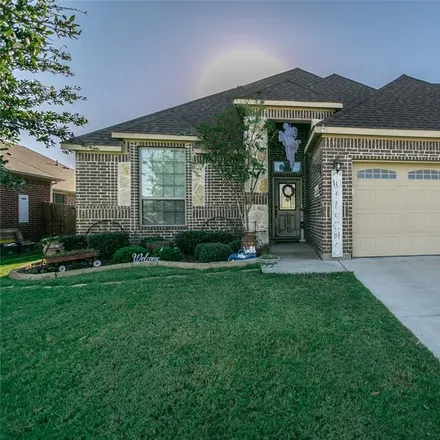 Buy this 4 bed house on 905 Cloudlock Drive in Saginaw, TX 76179