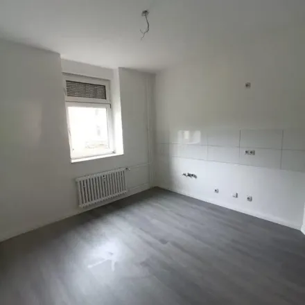 Rent this 2 bed apartment on Hagenauer Straße 45 in 47137 Duisburg, Germany
