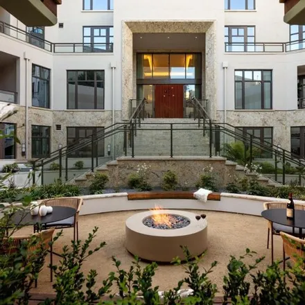 Buy this 2 bed condo on Crescent Nob Hill in 875 California Street, San Francisco