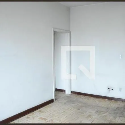 Buy this 2 bed apartment on Avenida General Olímpio da Silveira in Santa Cecília, São Paulo - SP