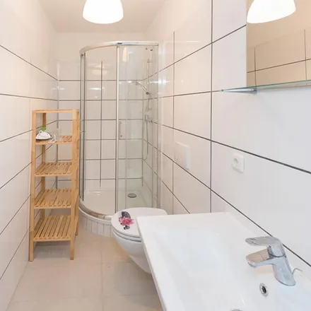 Rent this 6 bed apartment on Landsberger Straße 478 in 81241 Munich, Germany
