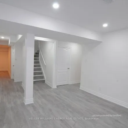 Image 5 - 6 Urwin Street, Ajax, ON L1T 0B4, Canada - Apartment for rent