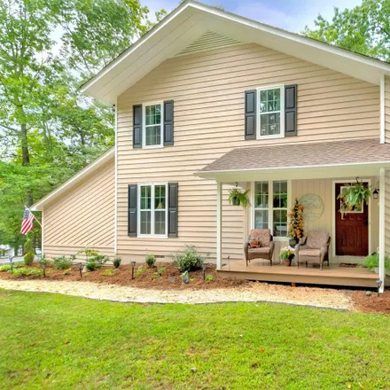 Buy this 4 bed house on 10 Maplevale Drive in Lake Monticello, Fluvanna County