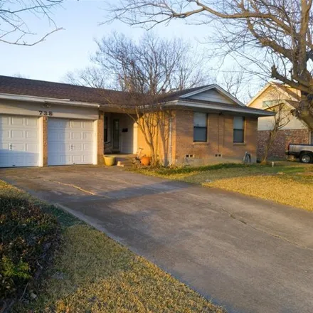 Rent this 3 bed house on 792 Hawthorne Lane in Grand Prairie, TX 75052