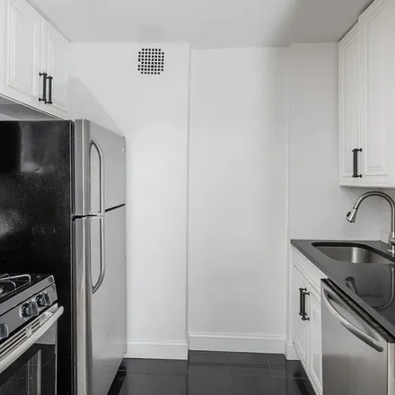 Rent this 1 bed apartment on 1360 York Avenue in New York, NY 10021