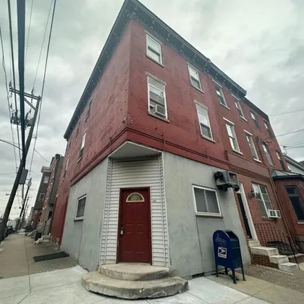 Image 3 - 1301 South 6th Street, Philadelphia, PA 19148, USA - House for sale