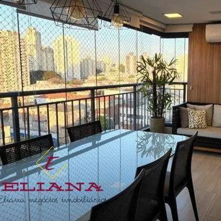 Buy this 3 bed apartment on Rua Brigadeiro Galvão 913 in Santa Cecília, São Paulo - SP