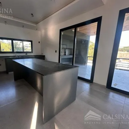 Buy this 3 bed house on Pollería La Gallina Turuleca in Los Tulipanes, Cuesta Colorada - La Calera