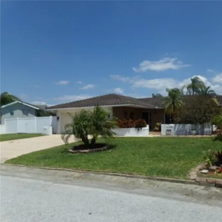 Image 3 - 5019 Ensign Loop, Gulf Harbors, Elfers, FL 34652, USA - House for sale