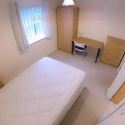 Image 4 - Ladybarn Court, Fallowfield Loop, Manchester, M14 6WW, United Kingdom - Apartment for rent
