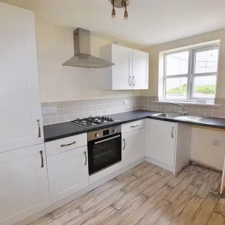 Rent this 2 bed duplex on East End in Redruth, TR15 2EJ