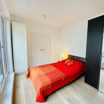 Rent this 1 bed townhouse on Hohenzollernstraße 27 in 40211 Dusseldorf, Germany