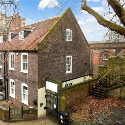 Buy this 3 bed townhouse on East Lodge in Lendal Bridge, York
