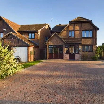 Buy this 4 bed house on Formby Way in Bloxwich, WS3 3TL