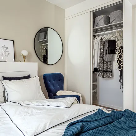 Rent this 4 bed apartment on Kronans Apotek in Bäckby torggata 13, 724 74 Västerås