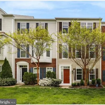 Rent this 3 bed house on Village Fountain Place in Centreville, VA 22033