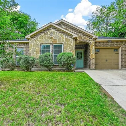 Buy this 3 bed house on 2909 Kellogg Avenue in Dallas, TX 75216