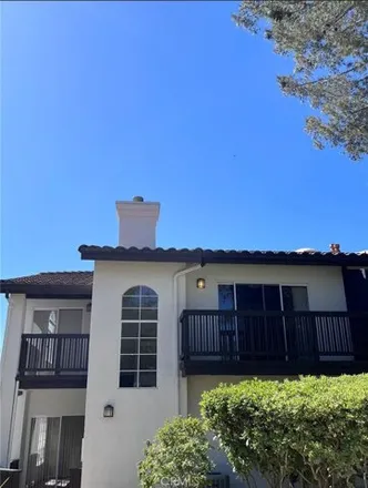 Rent this 2 bed townhouse on 521 Water Oak Lane in Oak Park, Ventura County