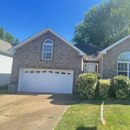 Rent this 3 bed house on 316 N Birchwood Dr in Hendersonville, Tennessee