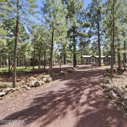 Buy this studio apartment on 12676 South Park Road in Parks, Coconino County