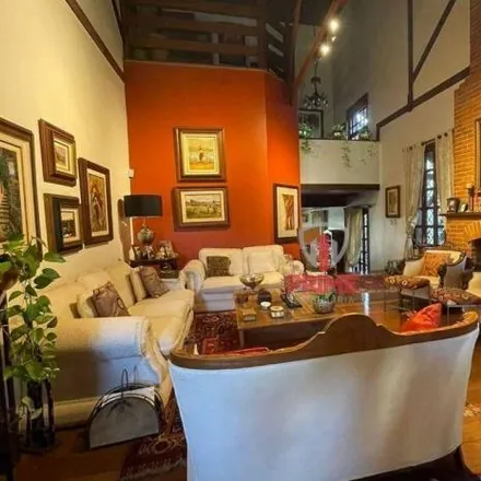 Buy this 5 bed house on Rua Vila Lobos in Tucanos, Londrina - PR