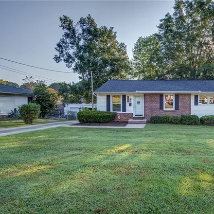 Buy this 3 bed house on 326 Brentwood Drive in Gastonia, NC 28052