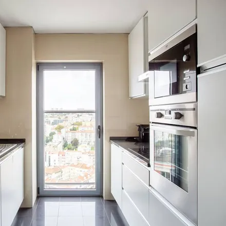 Image 3 - Lisbon, Portugal - Apartment for rent