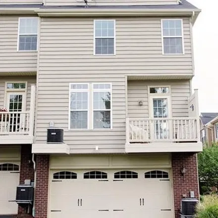 Rent this 3 bed apartment on 121 Lewisham Road in Fernway, Cranberry Township