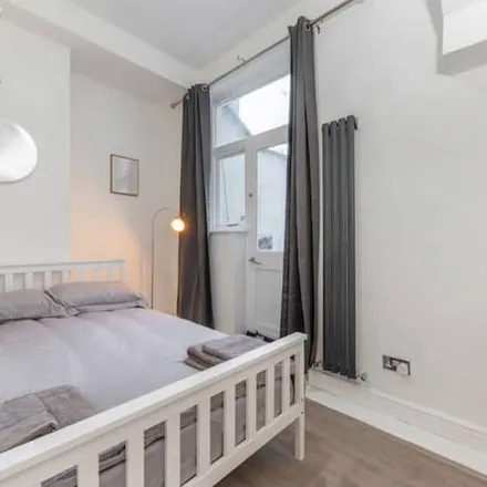 Rent this 2 bed apartment on London in W6 0NR, United Kingdom