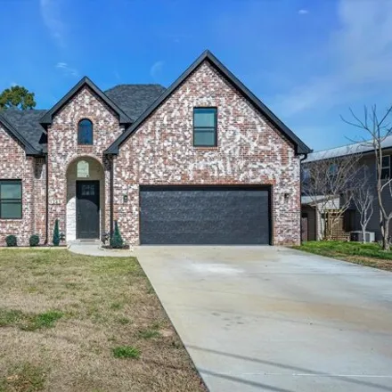 Buy this 3 bed house on 251 Autumn Wood Trail in Gun Barrel City, TX 75156