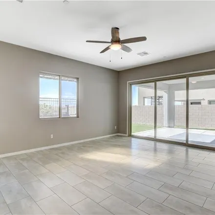 Image 7 - 1120 Pearl Marble Avenue, North Las Vegas, NV 89081, USA - Loft for rent