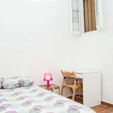 Rent this 3 bed room on Carrer de Santa Mònica in 2B, 08001 Barcelona