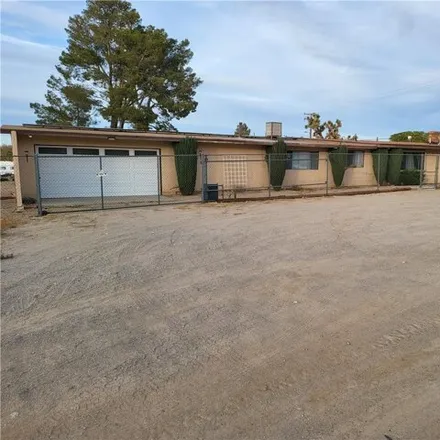Buy this 5 bed house on 32462 Mountain View Road in Lucerne Valley, San Bernardino County