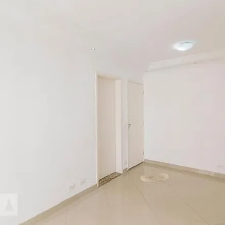 Rent this 3 bed apartment on Hayes-Lemmerz in Rua Giovanni Battista Pirelli, Novo Homero Thon