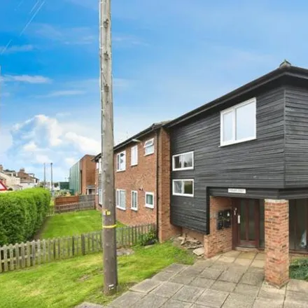 Image 1 - Ongar Road, Brentwood, CM15 9DH, United Kingdom - Apartment for sale