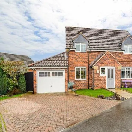 Buy this 4 bed house on The Oval in North Anston, United Kingdom
