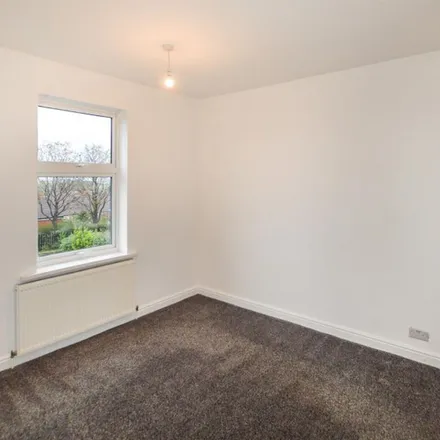 Rent this 2 bed townhouse on Wheatcroft Road in Rawmarsh, S62 5DY