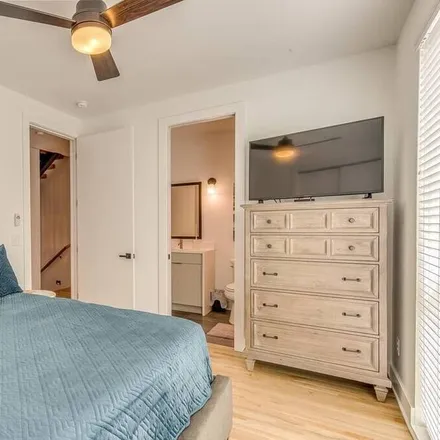 Rent this 5 bed apartment on Nashville-Davidson