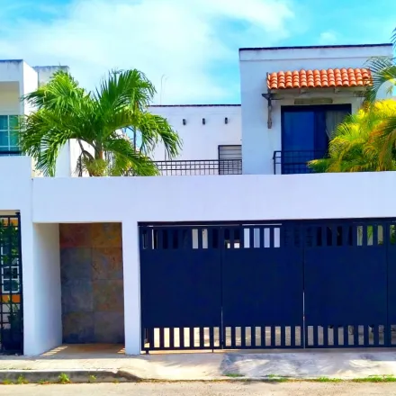 Buy this 3 bed house on Privada Los Almendros 2 in Bosque Real, 77724 Playa del Carmen