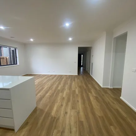 Rent this 3 bed apartment on unnamed road in Deanside VIC 3336, Australia