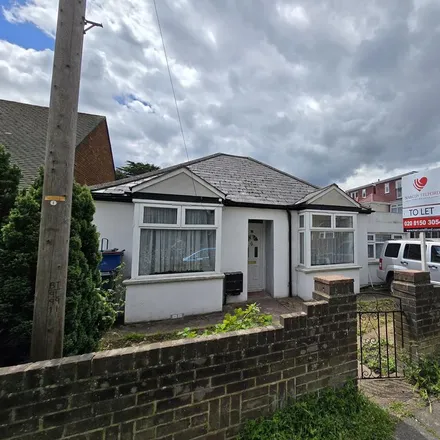 Rent this 3 bed house on Harte Road in London, TW3 4LD