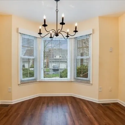 Image 6 - 142 Dezenzo Lane, West Orange, NJ 07052, USA - Townhouse for rent