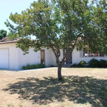 Image 2 - 8353 Fillmore Avenue, Kern County, CA 93306, USA - House for sale
