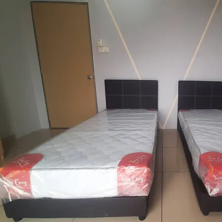 Rent this 1 bed apartment on Hondo Sri Utama in Jalan Usahawan 2, Setapak