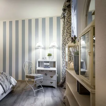 Image 9 - Via Muralto 8, 22100 Como, Italy - Apartment for rent