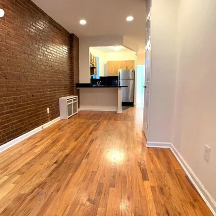 Image 4 - 147 East 81st Street, New York, NY 10028, USA - Condo for rent