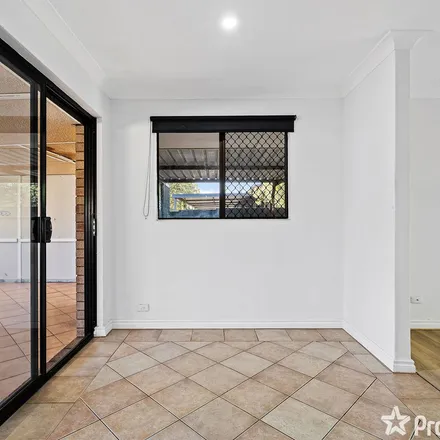 Image 6 - Strelitzia Avenue, Forrestfield WA 6058, Australia - Apartment for rent