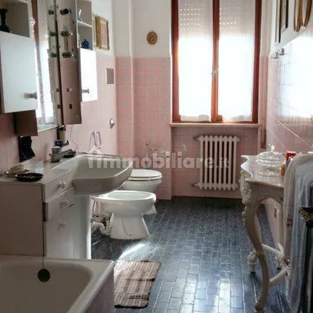 Image 8 - Viale passeggio pubblico 74, 29100 Piacenza PC, Italy - Apartment for rent