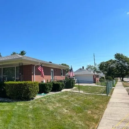 Buy this 3 bed house on 1311 11th Street in Wyandotte, MI 48192